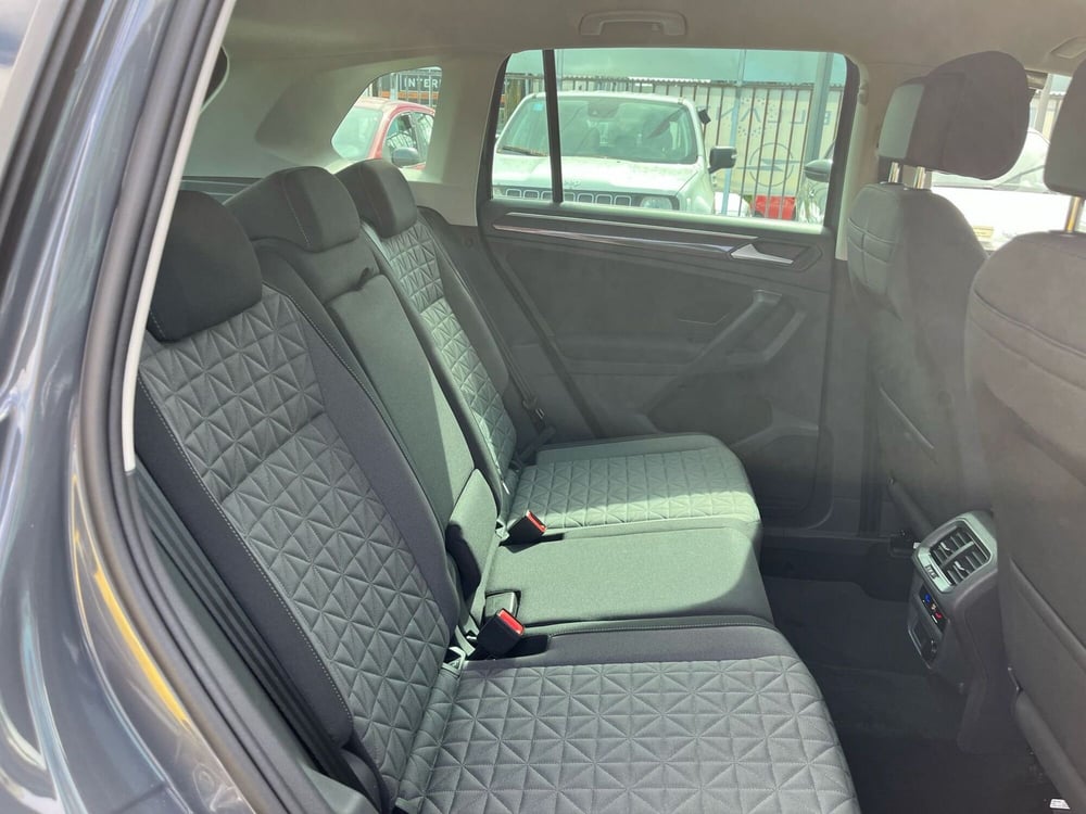 Volkswagen Tiguan usata a Milano (15)