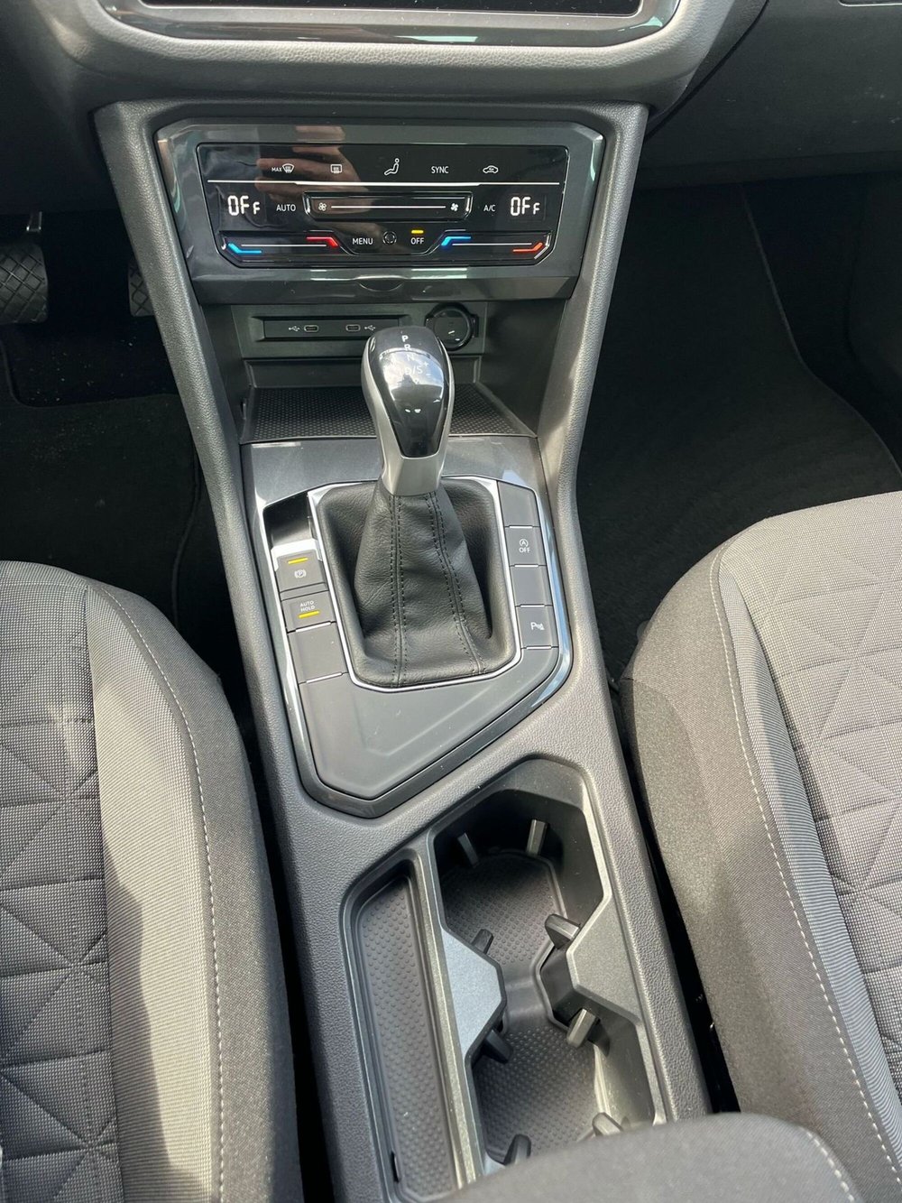 Volkswagen Tiguan usata a Milano (18)