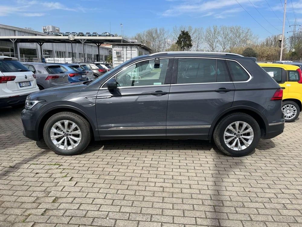 Volkswagen Tiguan usata a Milano (4)