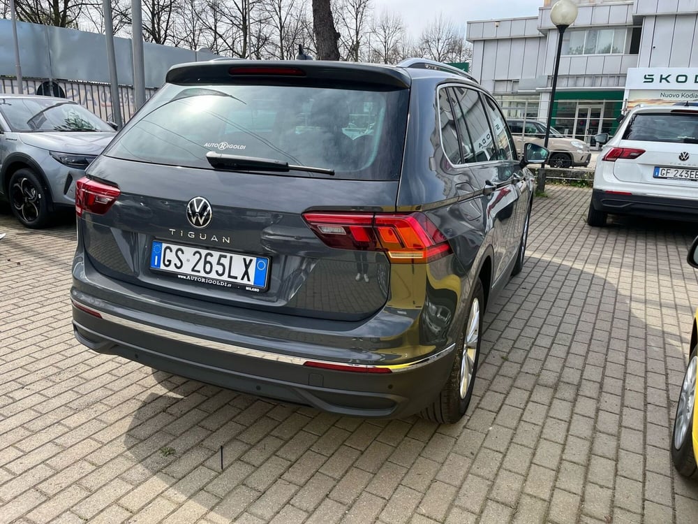 Volkswagen Tiguan usata a Milano (7)