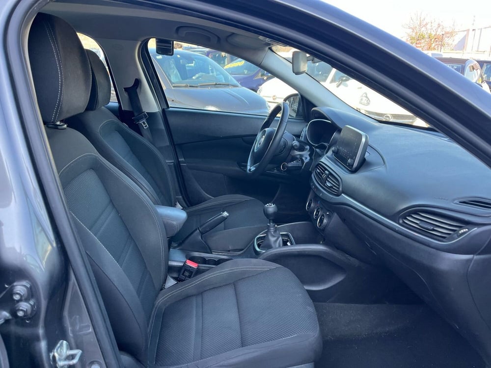 Fiat Tipo usata a Milano (9)