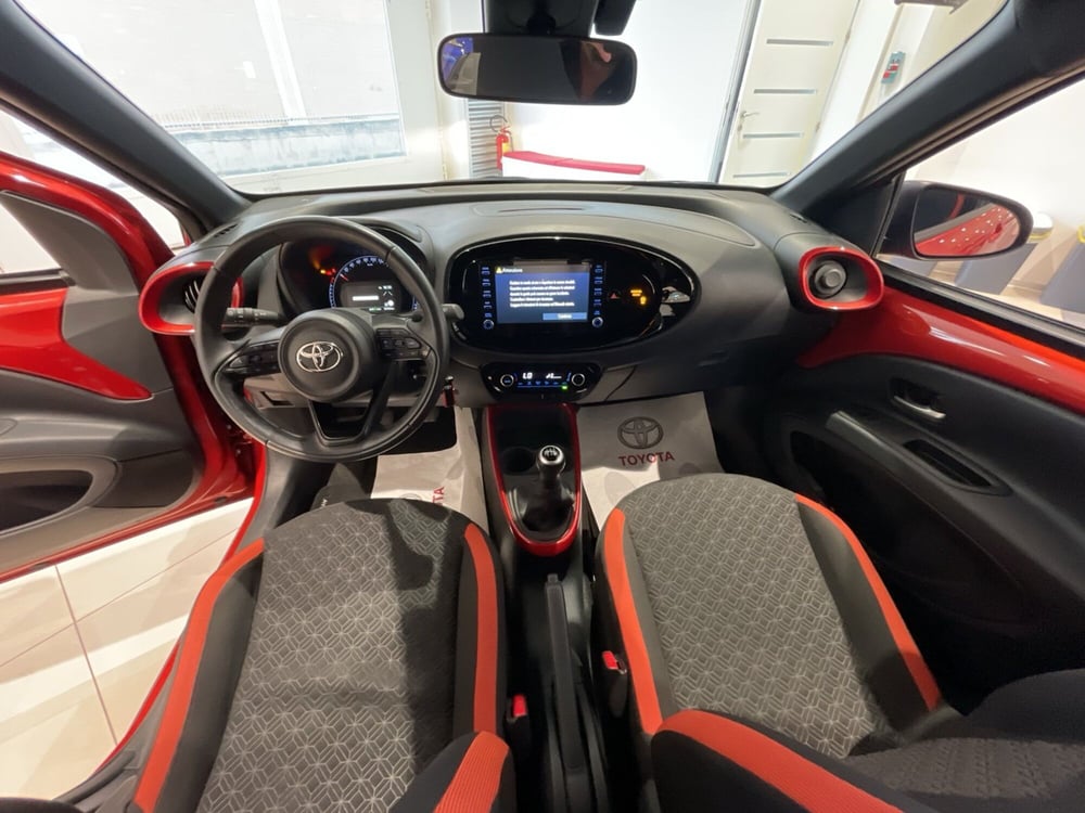 Toyota Aygo X usata a Catania (10)