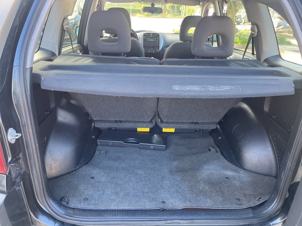 Toyota Rav4 usata a Ragusa (6)
