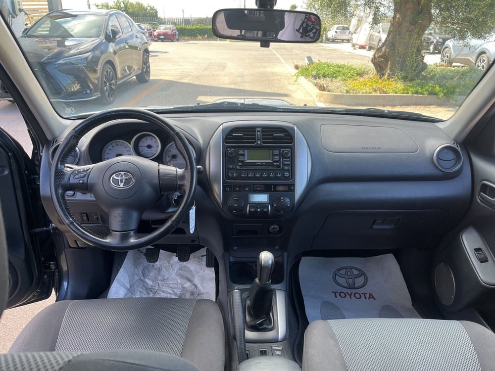 Toyota Rav4 usata a Ragusa (9)