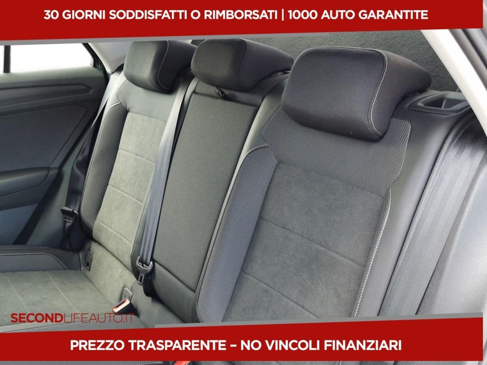 Volkswagen T-Roc nuova a Chieti (14)