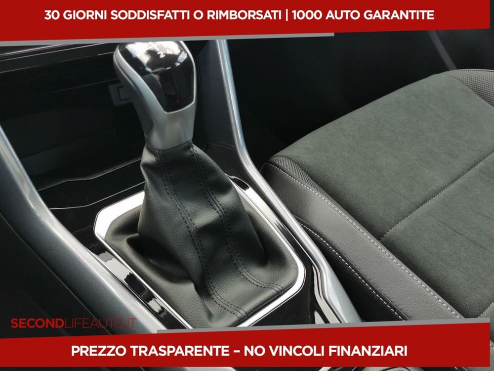 Volkswagen T-Roc nuova a Chieti (17)
