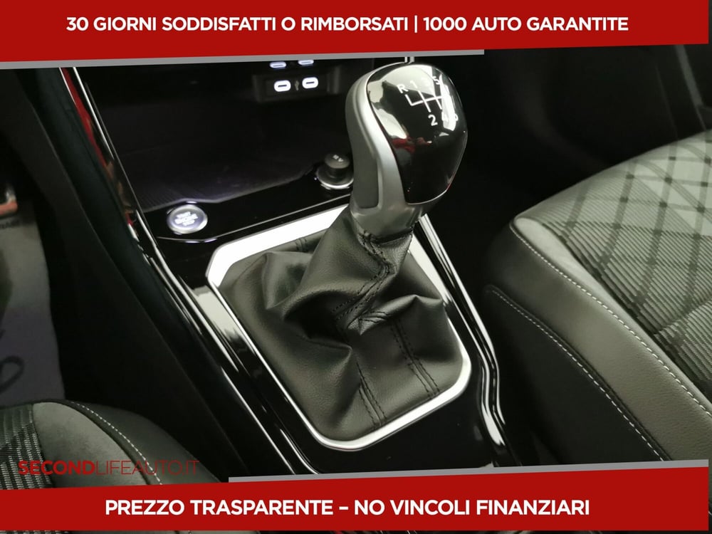 Volkswagen T-Roc nuova a Chieti (16)