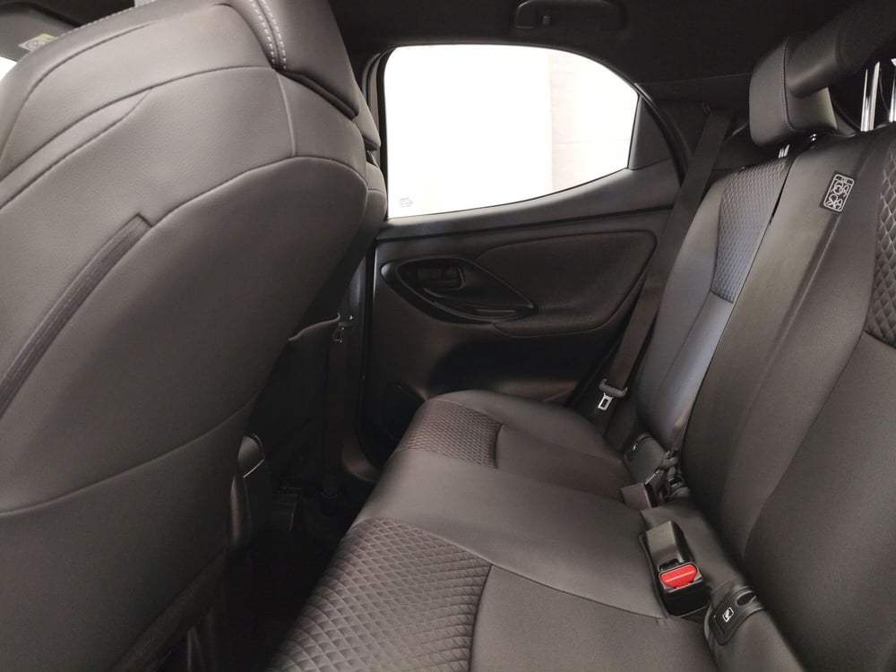 Toyota Yaris usata a Roma (15)