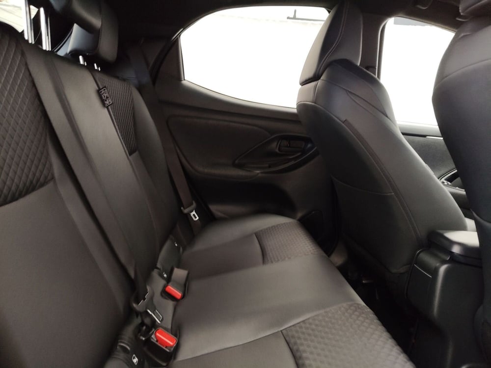 Toyota Yaris usata a Roma (8)