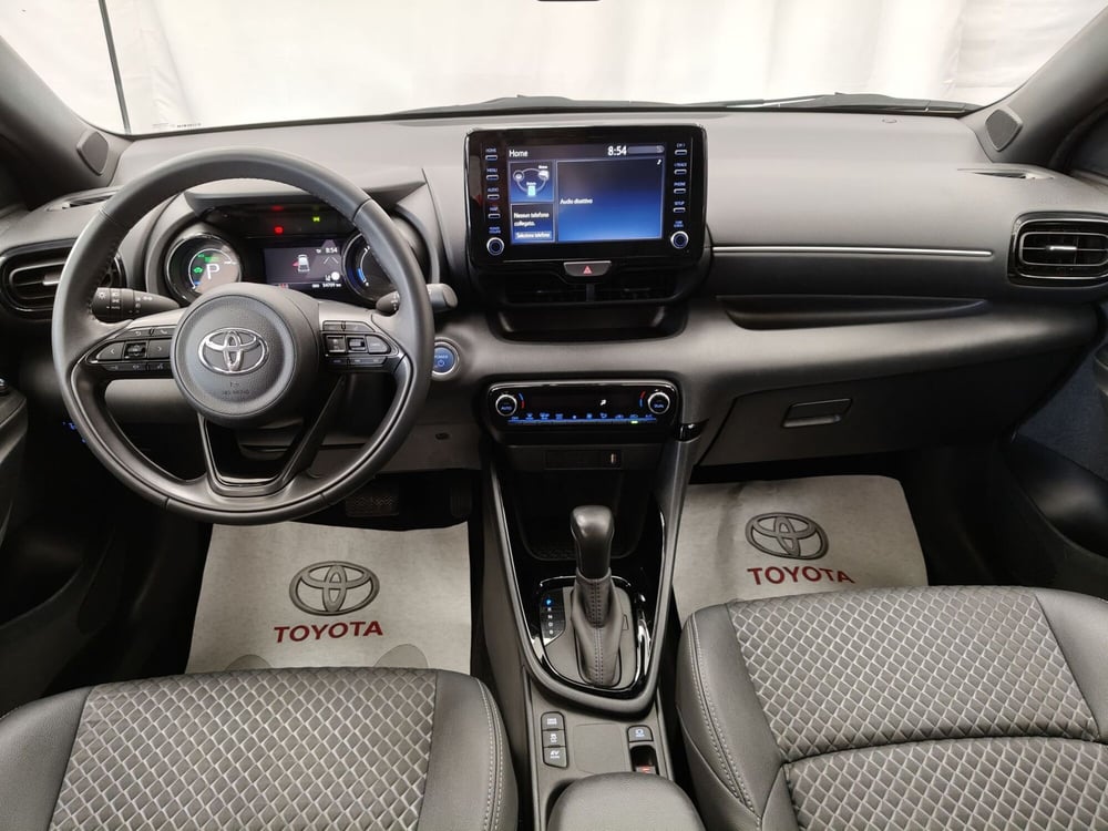 Toyota Yaris usata a Roma (9)