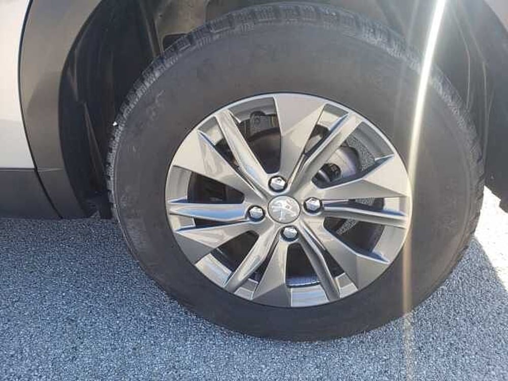 Peugeot 2008 usata a Pesaro-Urbino (6)