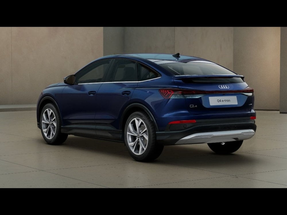 Audi Q4 Sportback nuova a Pisa (3)