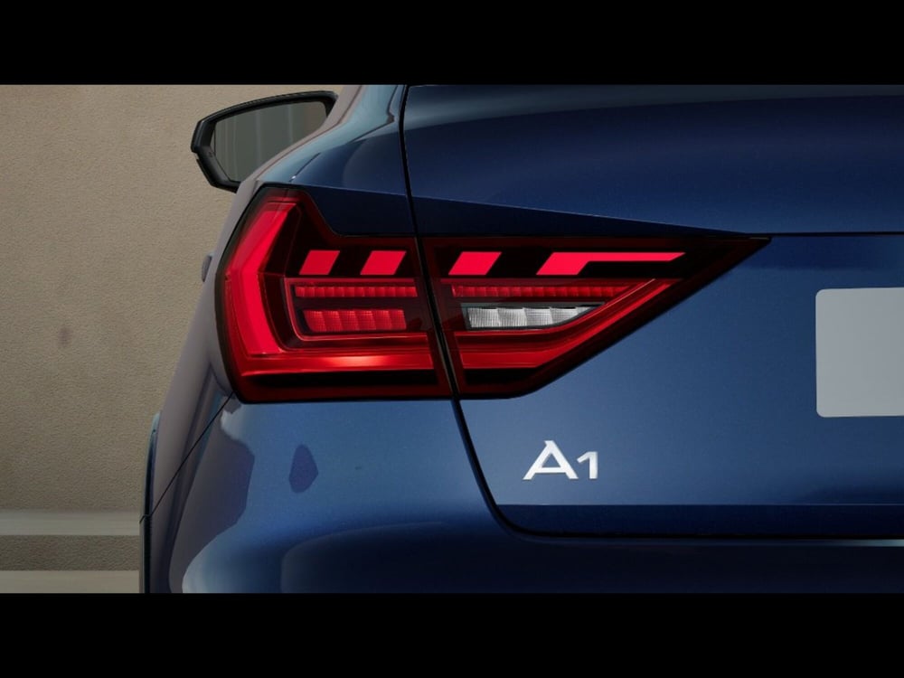 Audi A1 allstreet nuova a Pisa (7)