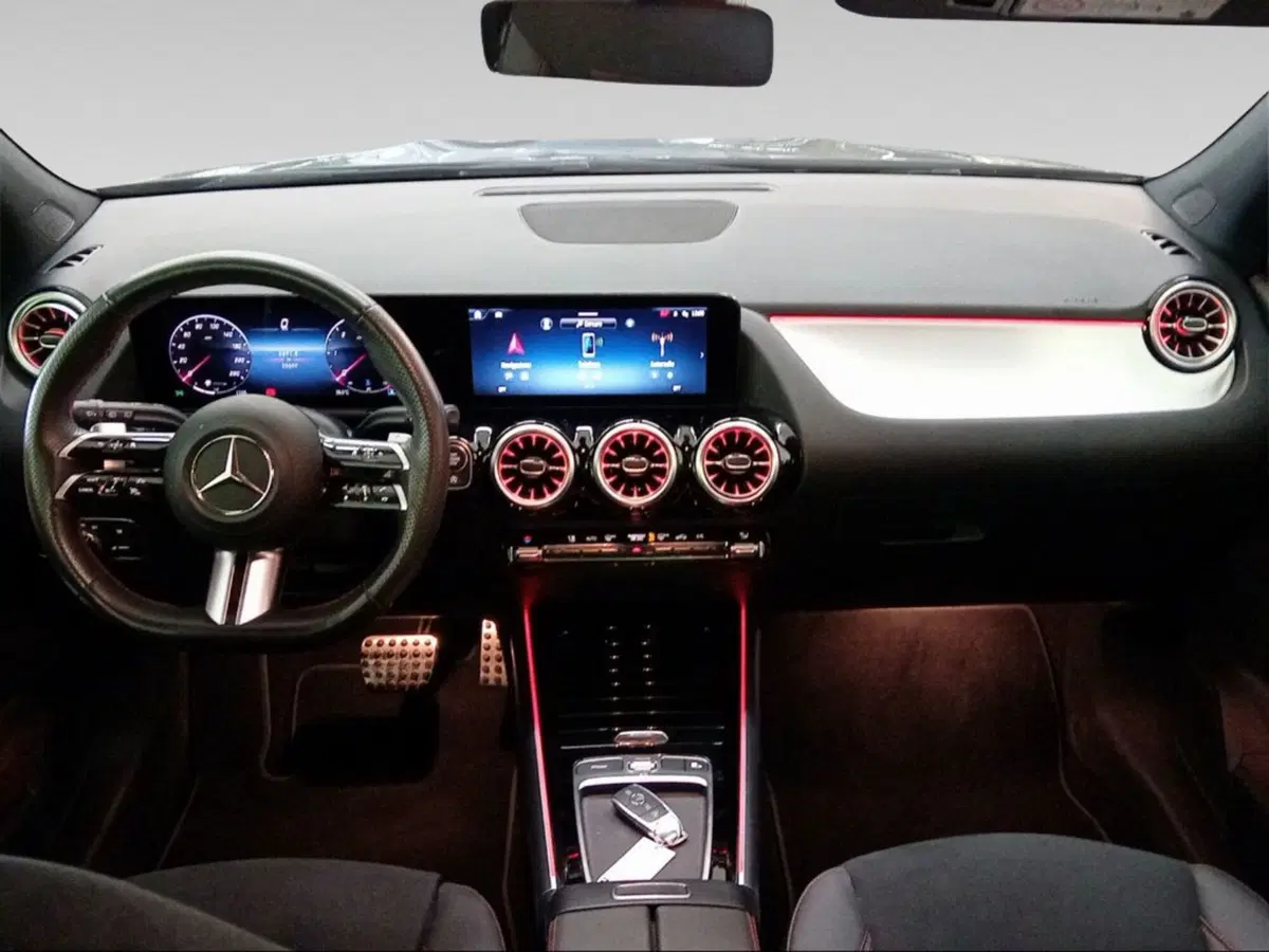 Mercedes-Benz GLA SUV usata a Grosseto (14)