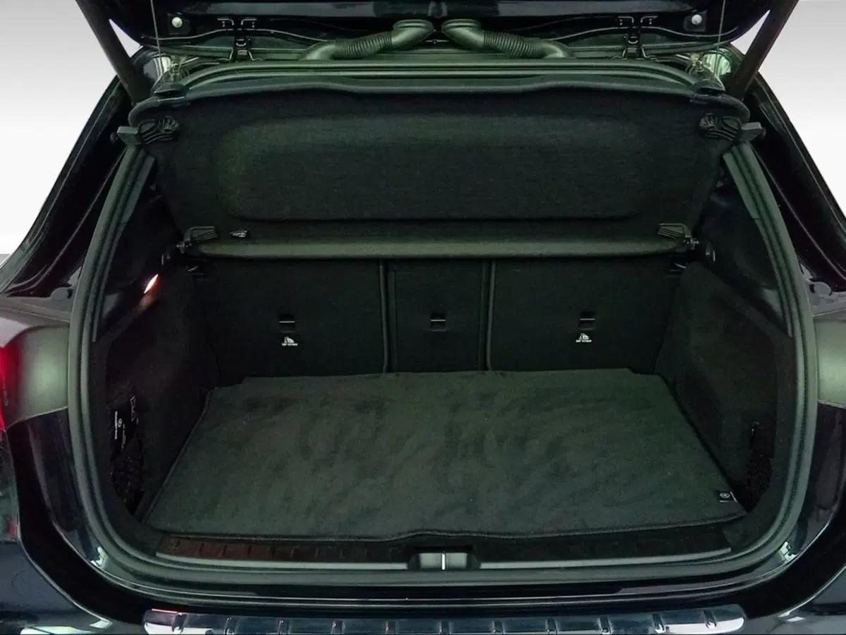 Mercedes-Benz GLA SUV usata a Grosseto (16)