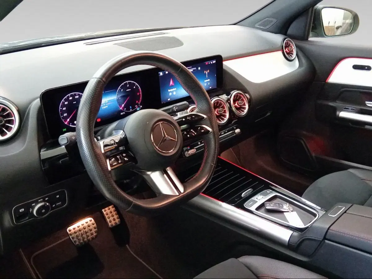 Mercedes-Benz GLA SUV usata a Grosseto (9)