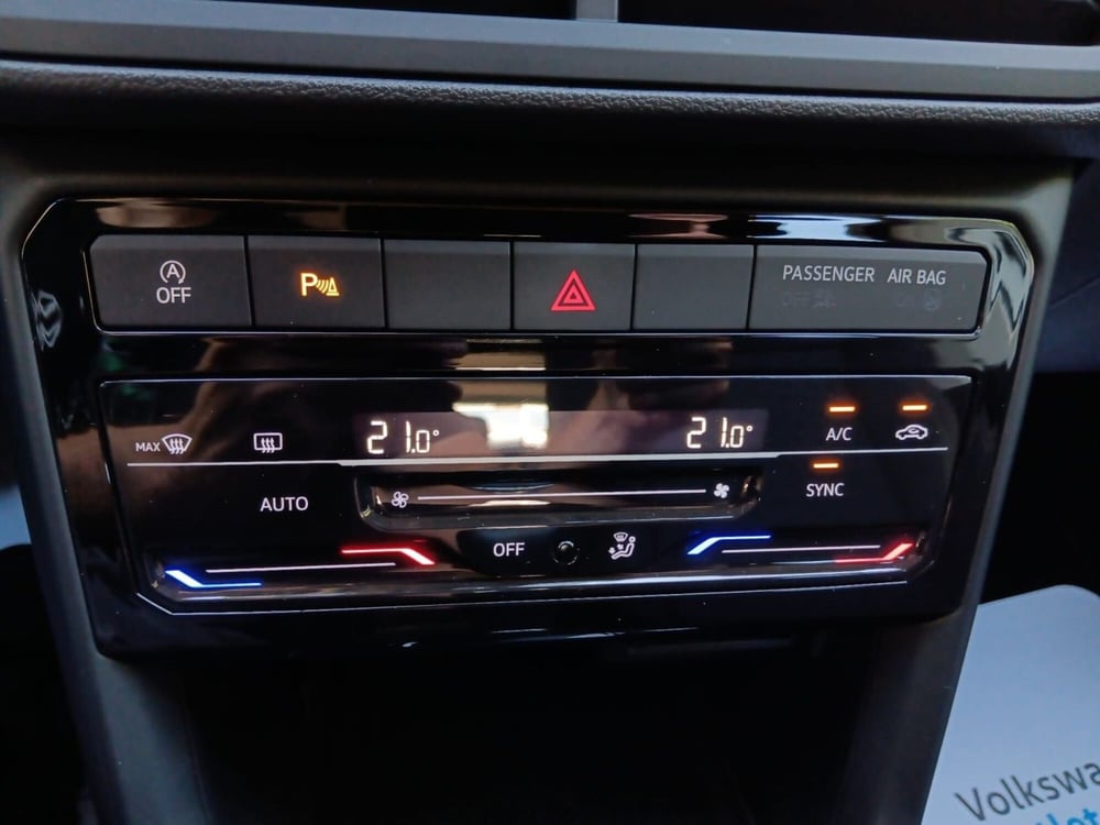 Volkswagen T-Cross usata a Bologna (18)