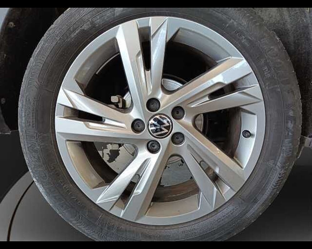 Volkswagen Taigo usata a Roma (12)