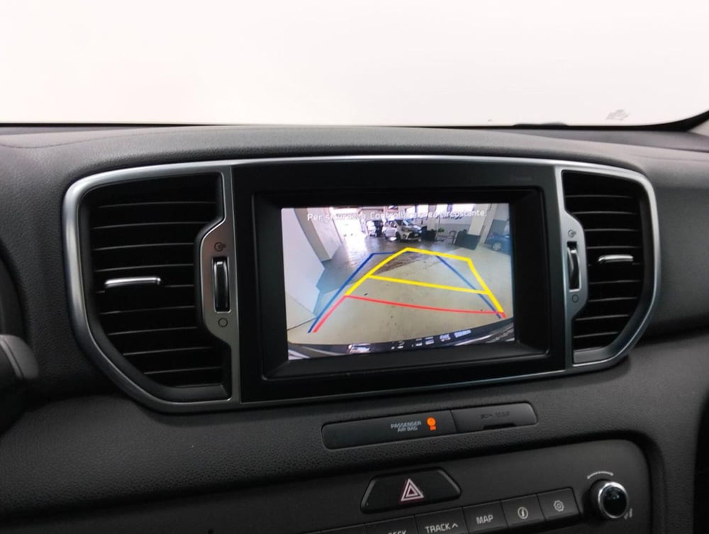 Kia Sportage usata a Como (17)
