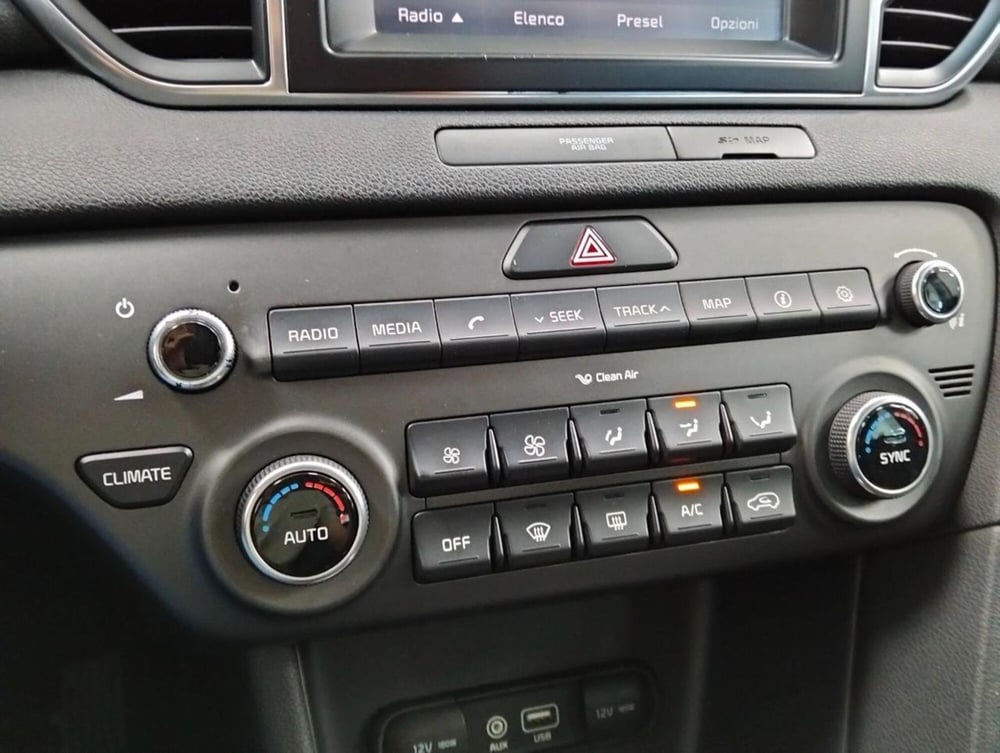 Kia Sportage usata a Como (18)
