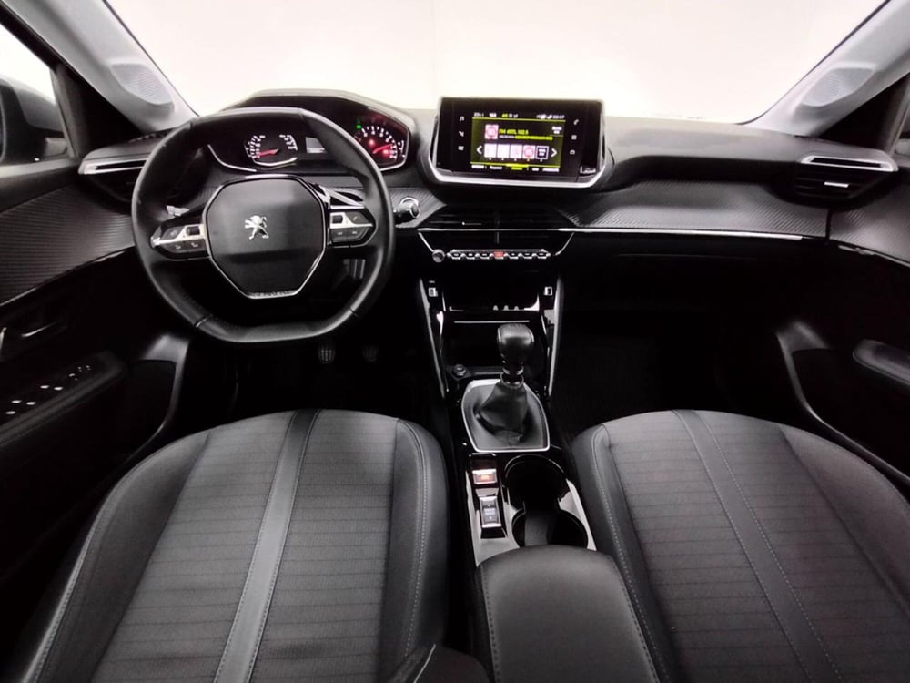 Peugeot 208 usata a Como (4)