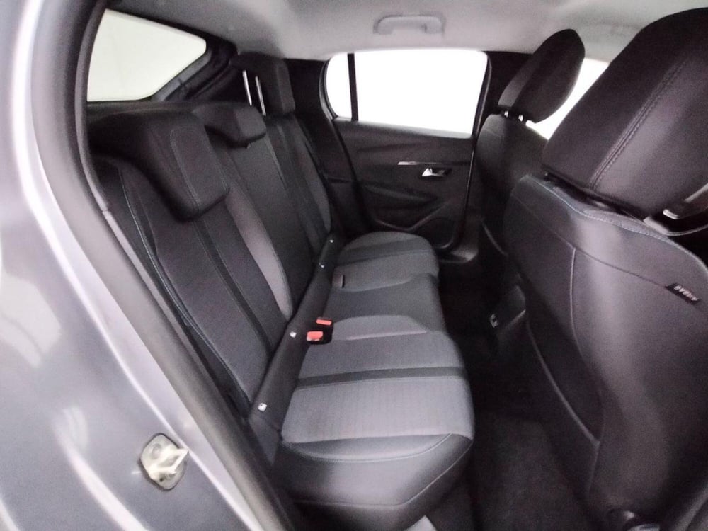 Peugeot 208 usata a Como (5)