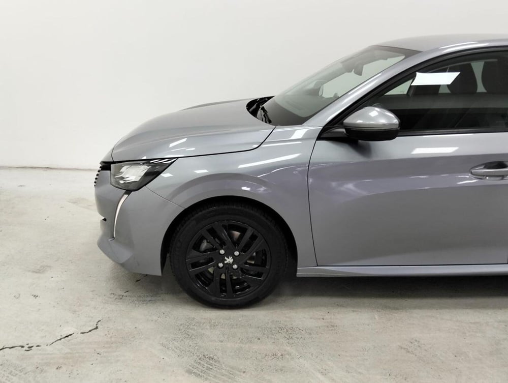 Peugeot 208 usata a Como (9)