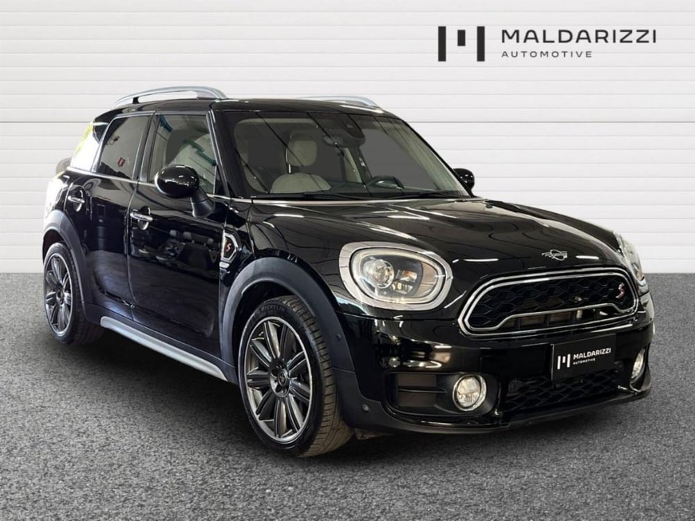 MINI Mini Countryman usata a Bari