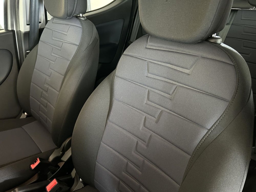 Lancia Ypsilon usata a Ferrara (10)