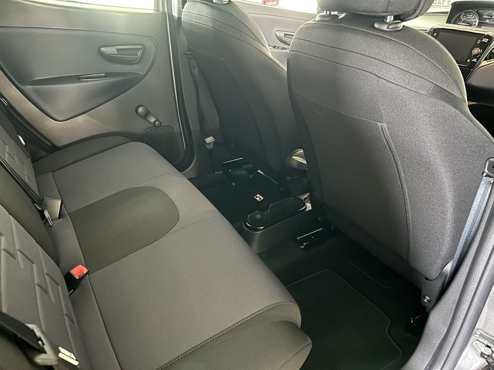 Lancia Ypsilon usata a Ferrara (13)