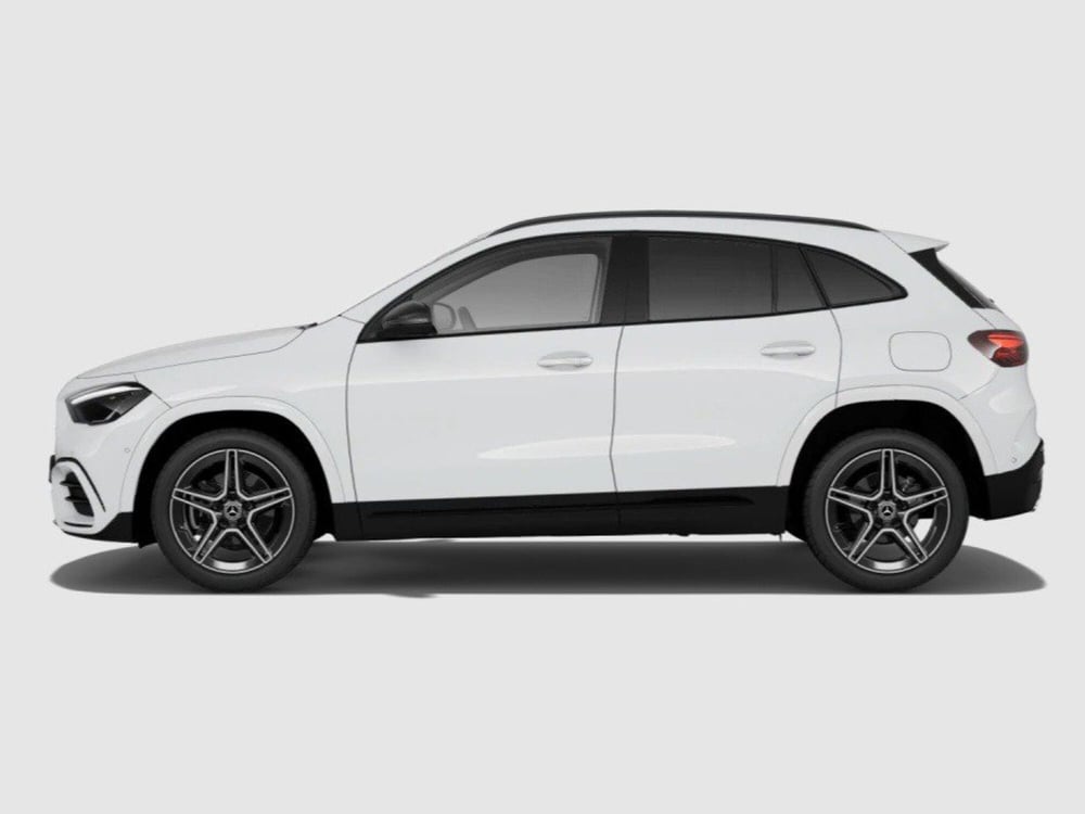 Mercedes-Benz GLA SUV nuova a Ancona (2)