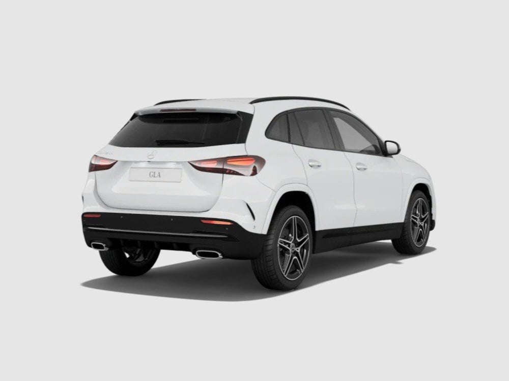 Mercedes-Benz GLA SUV nuova a Ancona (5)