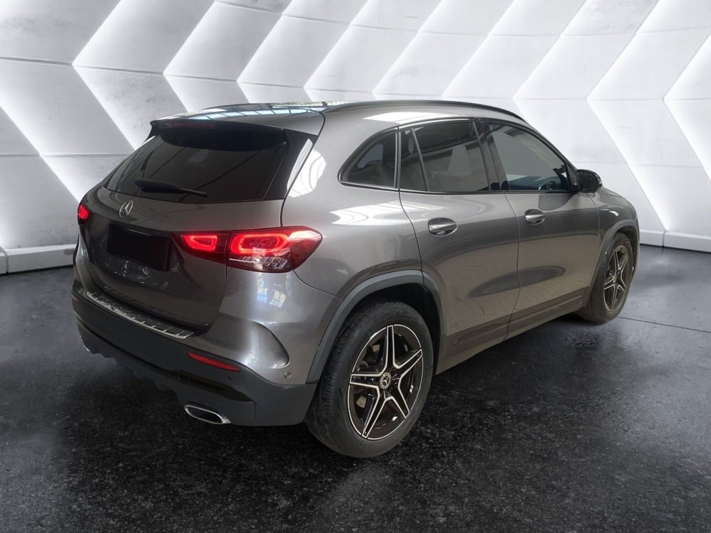 Mercedes-Benz GLA SUV usata a Napoli (6)