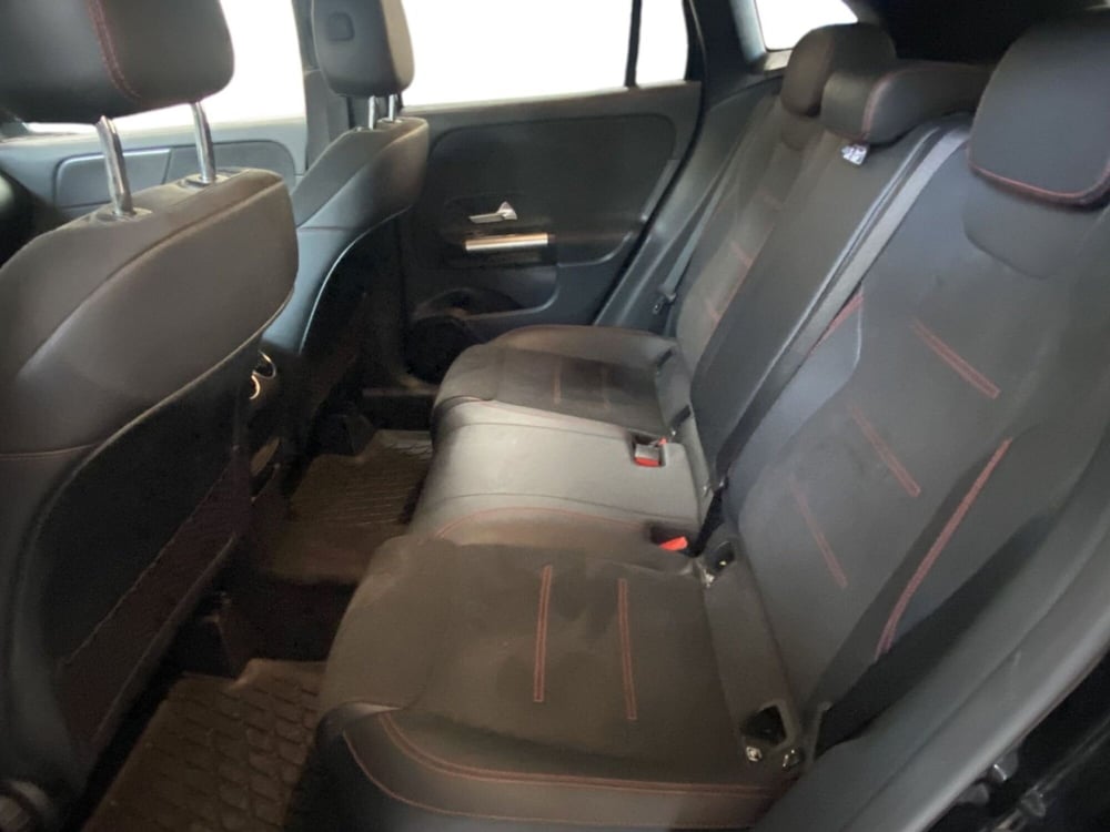 Mercedes-Benz GLA SUV usata a Napoli (16)