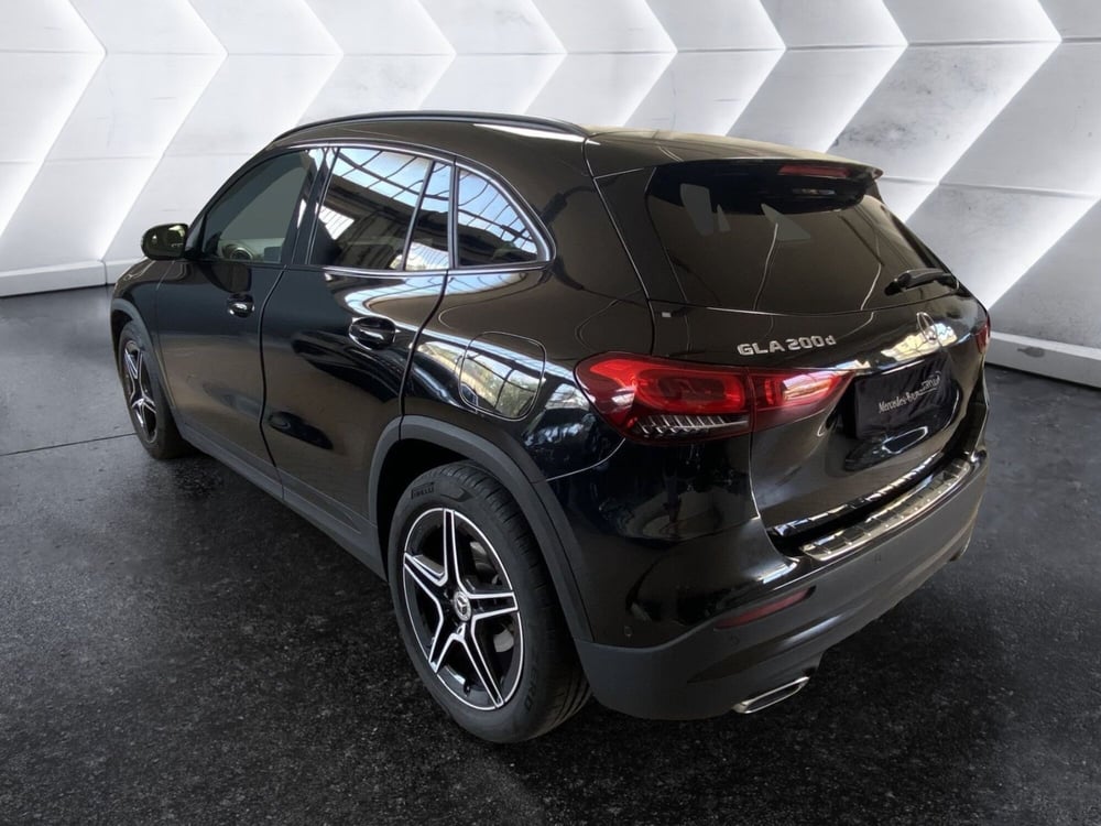 Mercedes-Benz GLA SUV usata a Napoli (7)