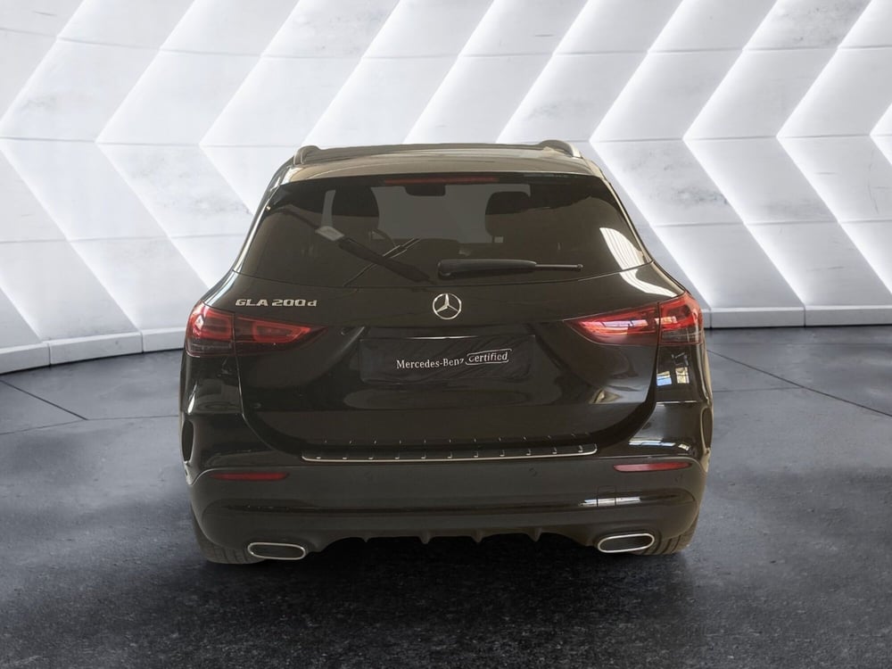 Mercedes-Benz GLA SUV usata a Napoli (9)