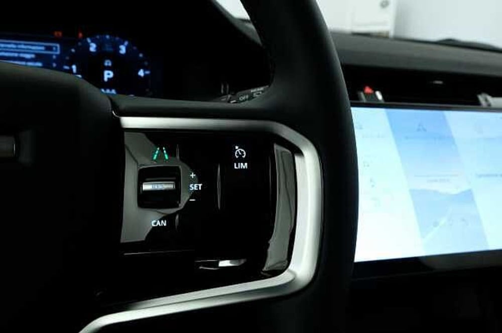 Land Rover Discovery Sport usata a Mantova (13)