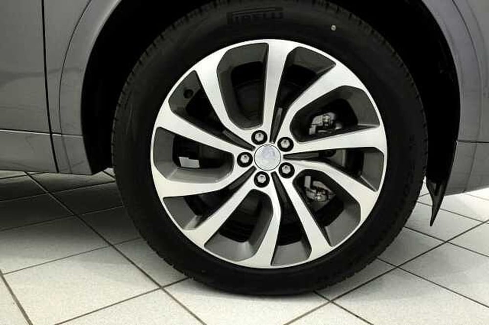 Land Rover Discovery Sport usata a Mantova (9)