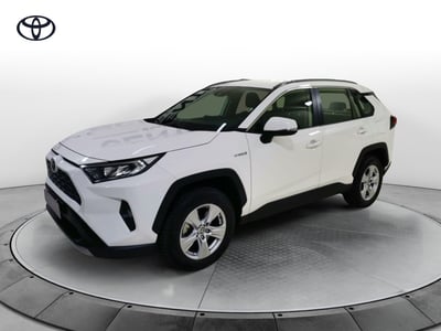 Toyota Rav4 vvt-ie h Active awd-i 222cv e-cvt del 2021 usata a Montecorvino Pugliano