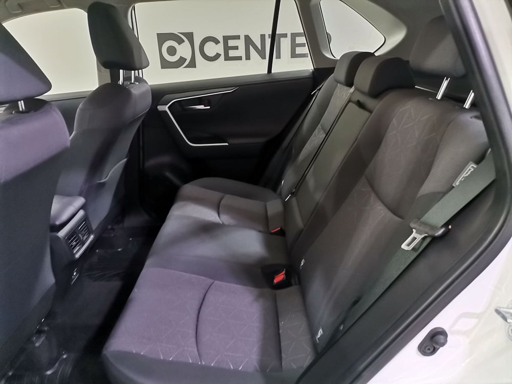 Toyota Rav4 usata a Salerno (10)
