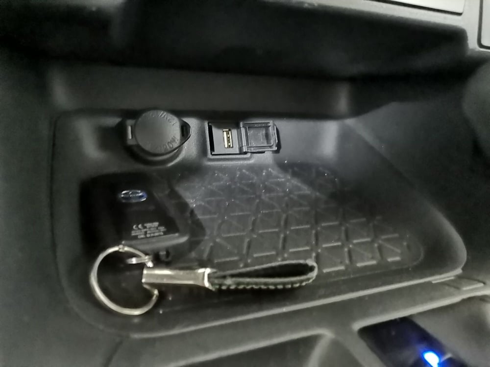 Toyota Rav4 usata a Salerno (19)