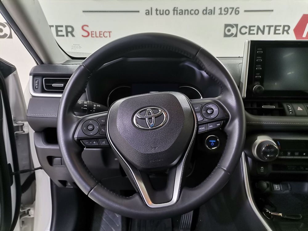 Toyota Rav4 usata a Salerno (8)