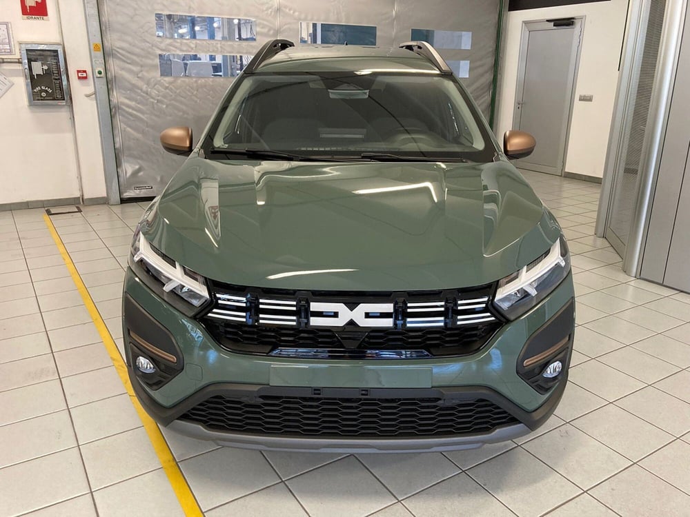 Dacia Jogger nuova a Brescia (8)