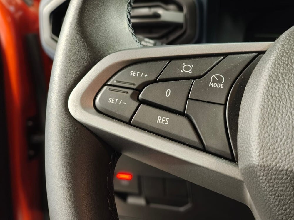 Dacia Duster nuova a Brescia (14)