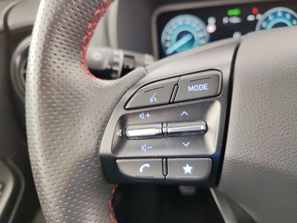 Hyundai Kona usata a La Spezia (15)