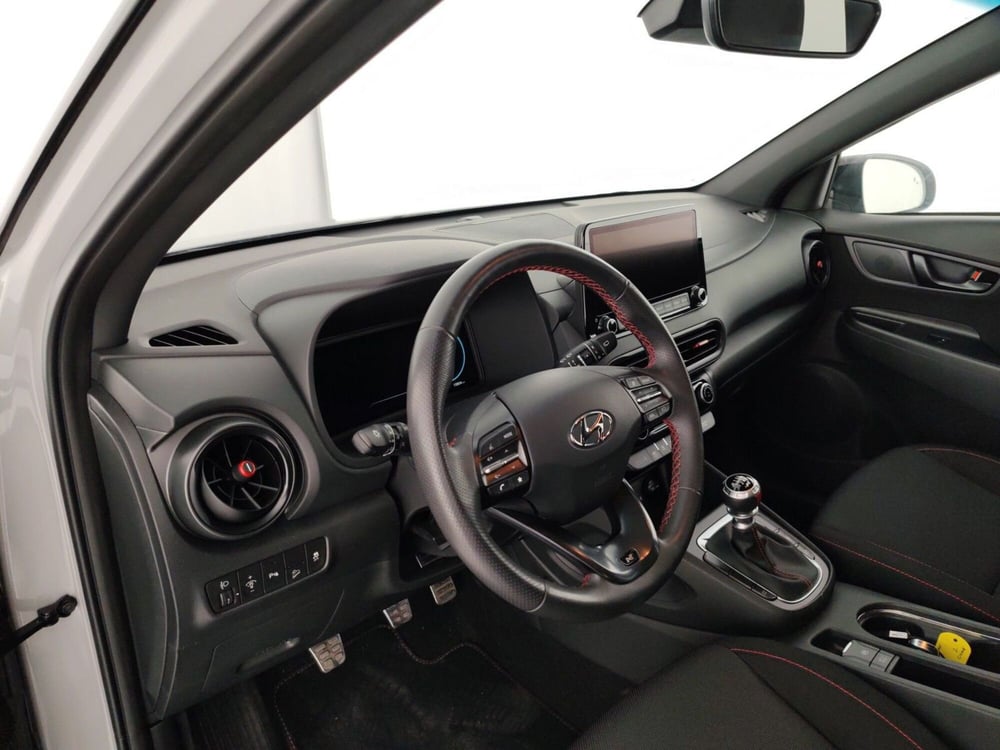 Hyundai Kona usata a La Spezia (8)