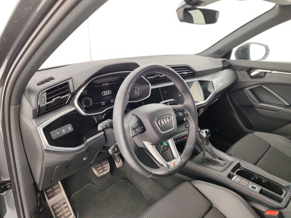 Audi Q3 usata a Massa-Carrara (8)