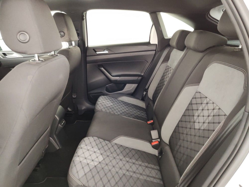 Volkswagen Taigo usata a Massa-Carrara (10)