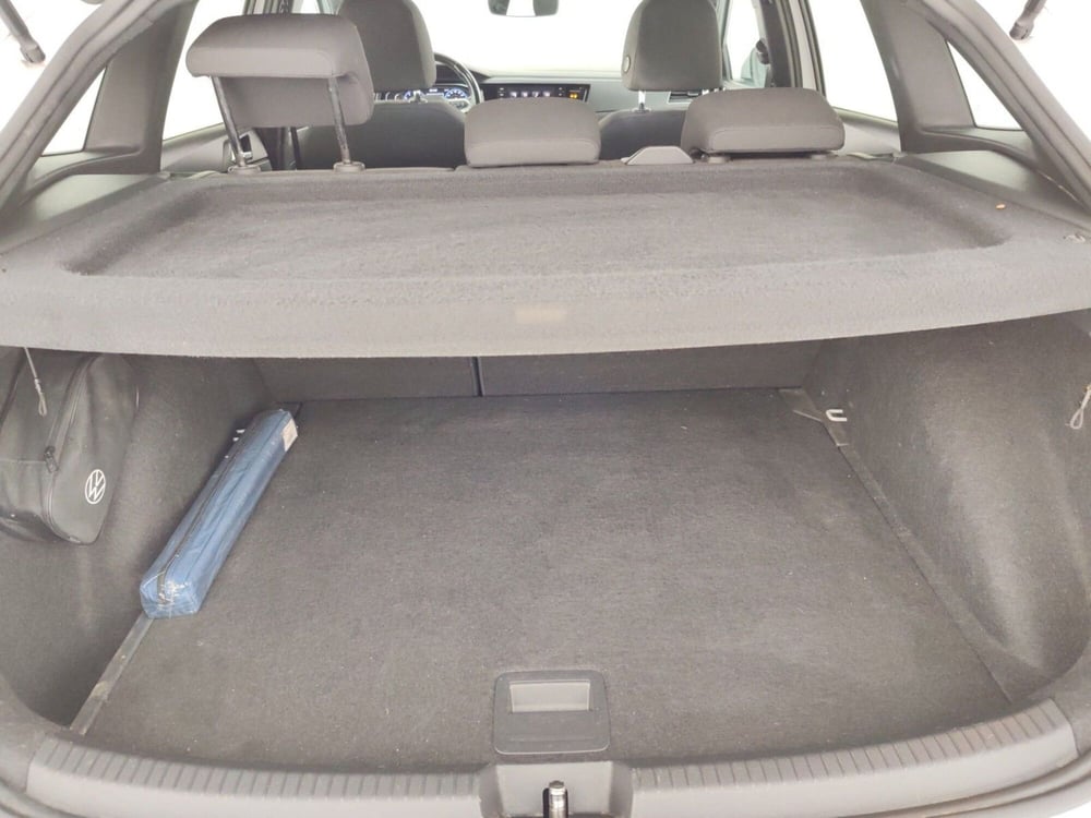 Volkswagen Taigo usata a Massa-Carrara (17)