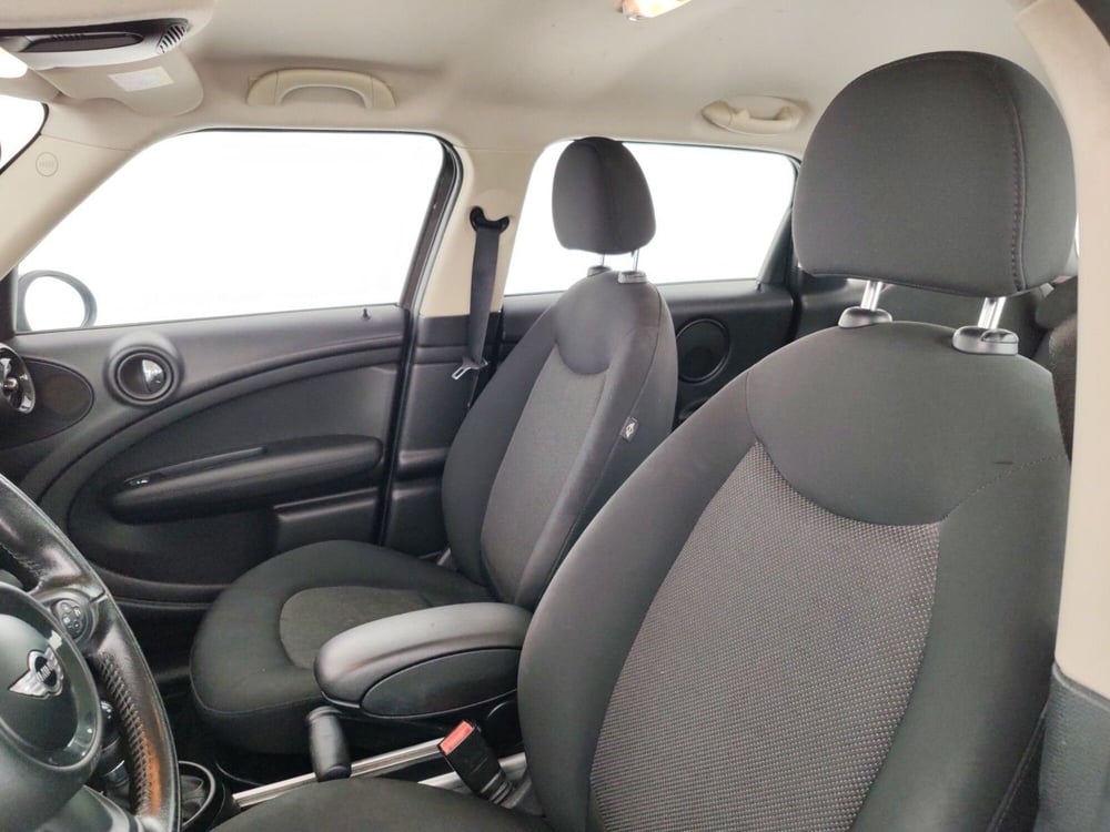 MINI Mini Countryman usata a Massa-Carrara (8)